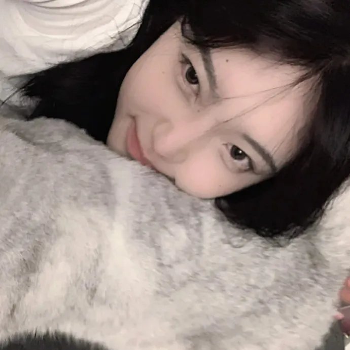 群莺乱飞